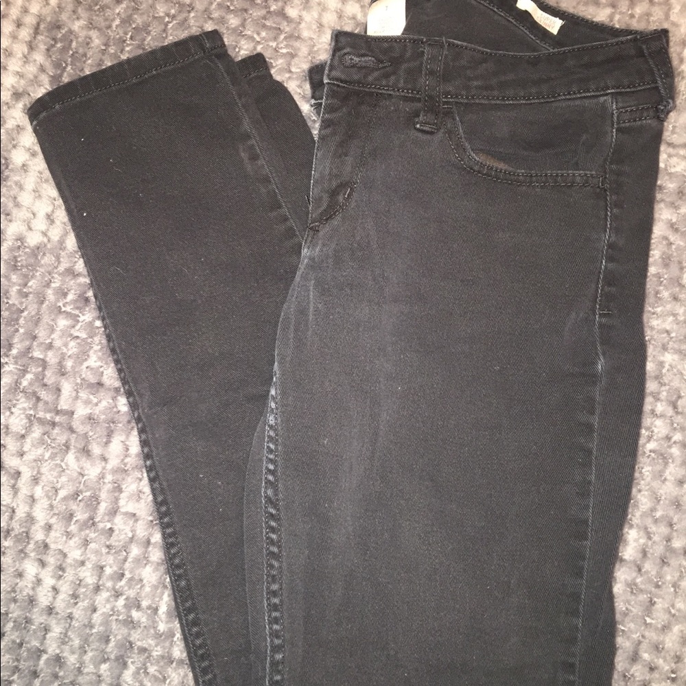 Black skinny jeans